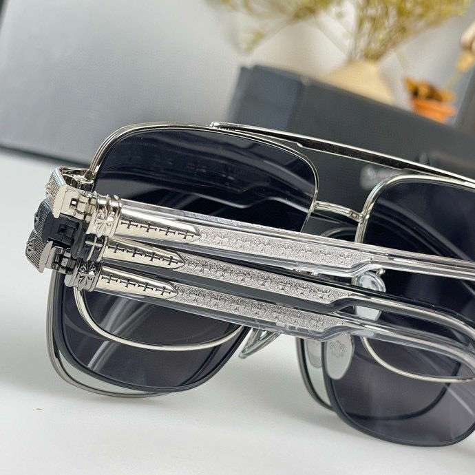 Picture of Chrome Hearts Sunglasses _SKUfw47688490fw